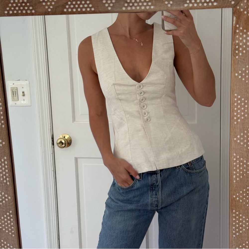 WeWoreWhat vest linen top- size 4 - Picture 4 of 8